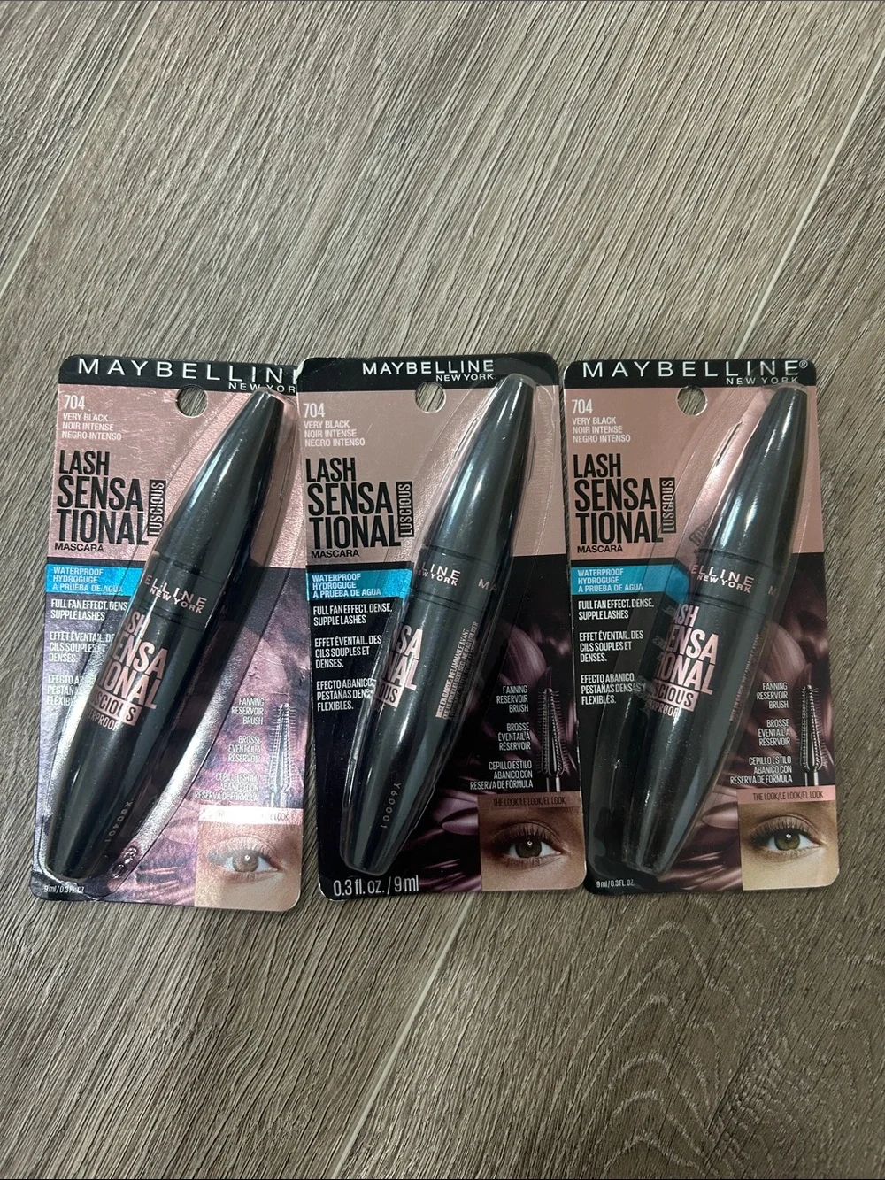 LOT OF 3 Maybelline Lash Sensational Mascara # 704 very black ( Firm price )